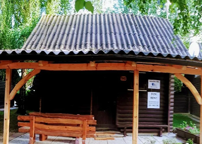 Alojamento de Turismo Selvagem Kresnicka Catez ob Savi